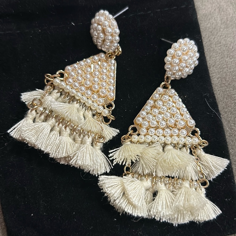 Pearls and Tassels Earrings-Boutique